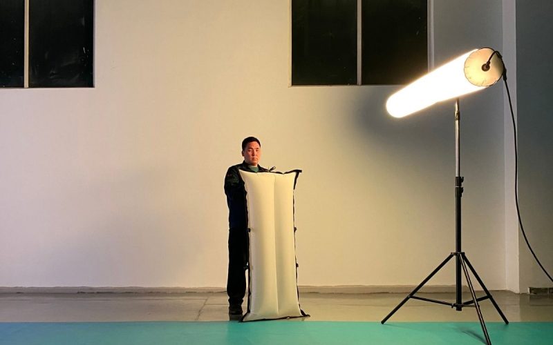 8ft RGB LED Airtube Balloon Lights for Film And Lighting Solution