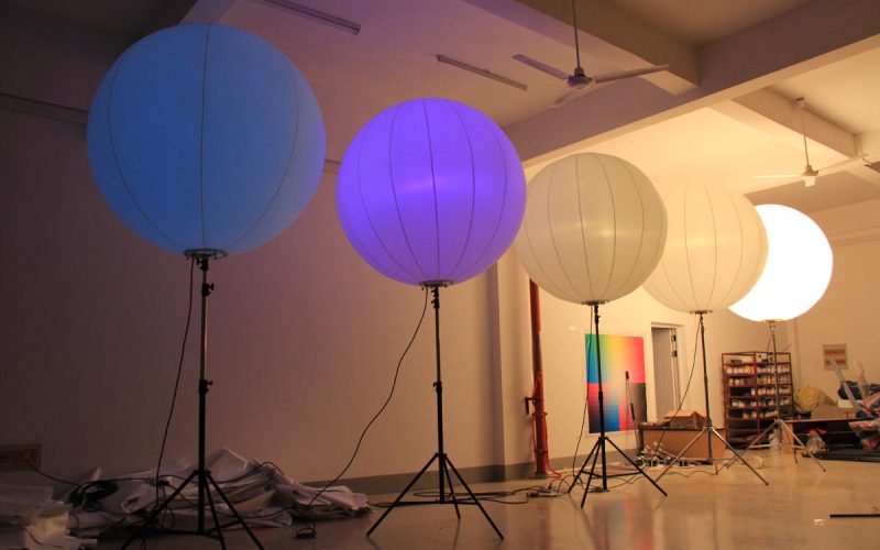 1.5m RGB Inflatable Balloon Light with Tripod for Event & Brand