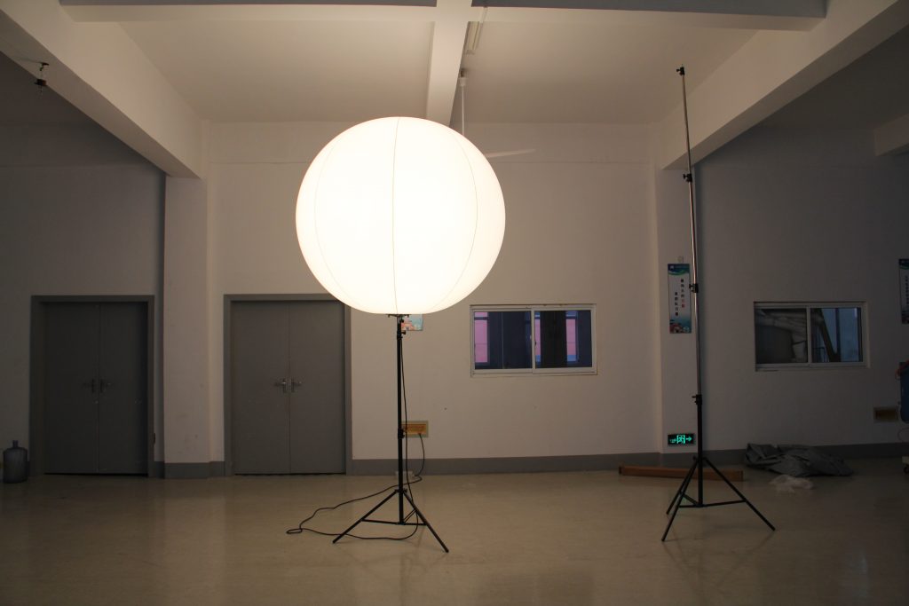 1.5m Halogen Inflatable Balloon Light with Tripod for Event & Brand - Image 2