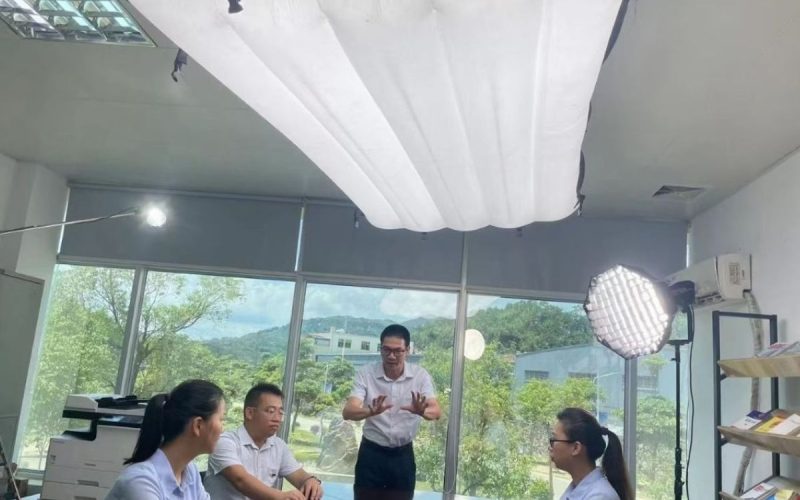 8ft 1200W Bi-Color Airbed Style Inflatable LED Balloon Light for Film & Video Production